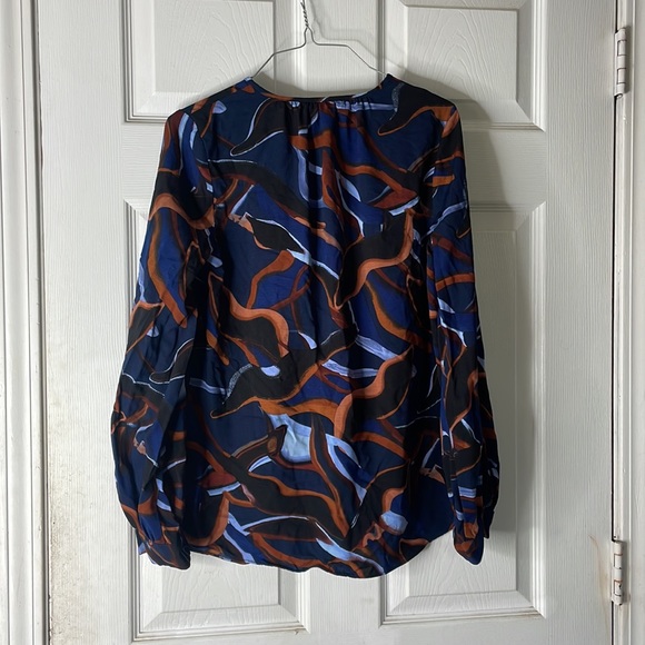 Nine West long sleeve v neck button up navy blue black red blouse shirt sz XS - Picture 7 of 17